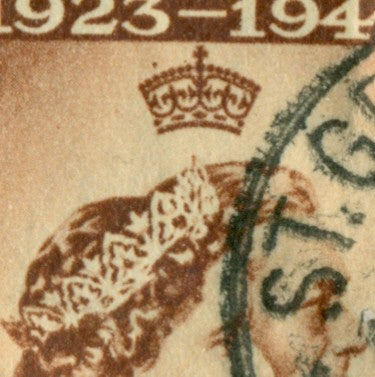 QV-QEII Flaws on Cover November 14, 1949 dot over crown QFC 22